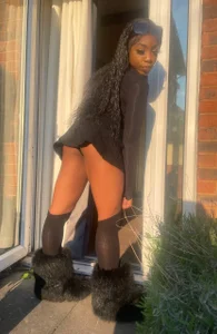 petitesweetkay 🖤 Pic 3