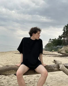 Hot_Adam_ Public . fénykép