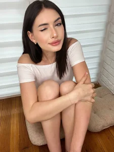 Sunny Tease for you od MilaSecrett  snímek