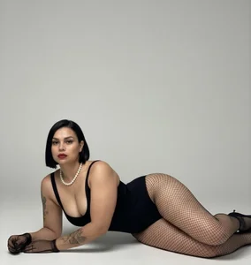 Isla_delmar Atuendo negro 🖤🖤🖤 Immagine  4