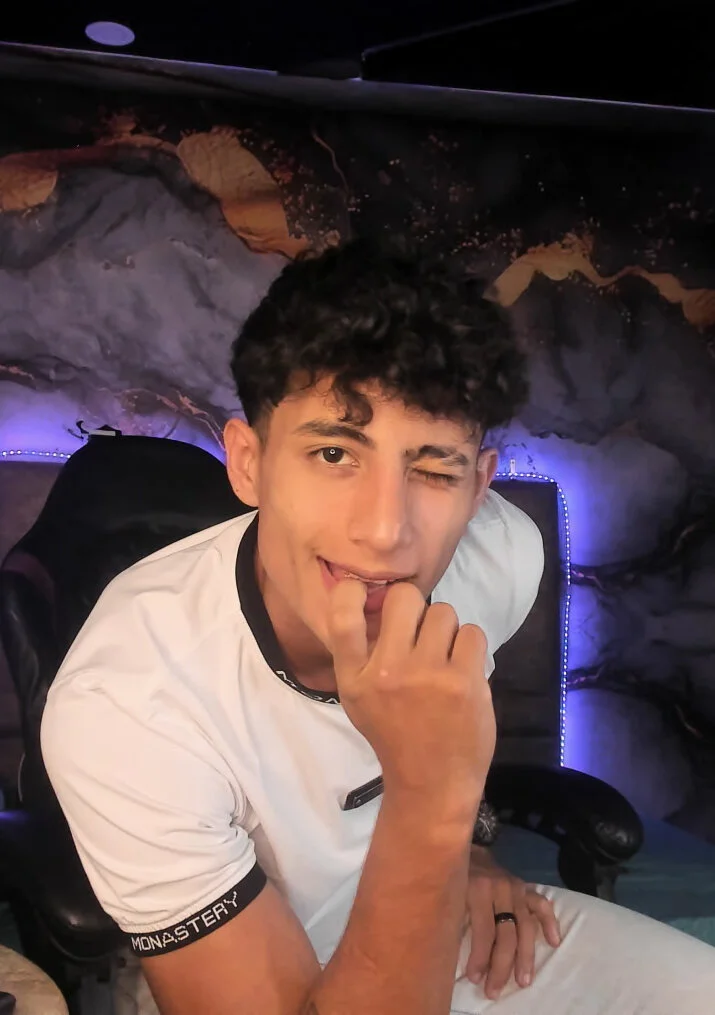 MaxiimoRomano_ Poză populară 9508