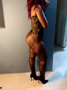 Natural1046 Public 圖片