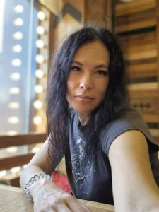 Victoria_Panther Public Pic 3