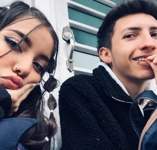 ABOUT US ❤️🔥 de sarah_and_taylor  photos