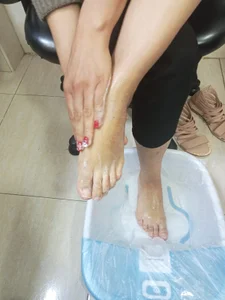 Julieta_Wall_ MY PEDICURE 사진 3