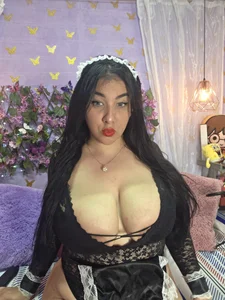 rosebigboobs    😊🌷I want to be the girl who keeps your house clean😊🌷 Foto 6