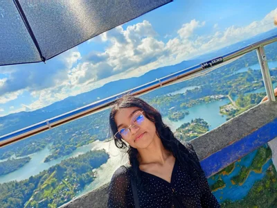 Maddy_cute18 Public Foto 4