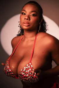 huge_boobs_ebony_ My Biggest Temptation and Your Favorite View of the Day slika