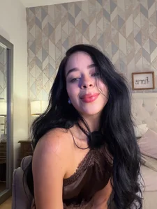 👀🍓 de julietta_rousse_  2 Imagens