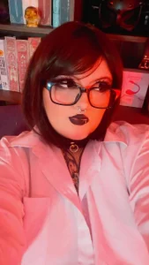 Sexy secretary! 🖤 de Mariana_velezz  Imagens