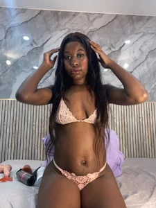 AgathaaSamss Different moods and the same feeling of horniness зображення 4