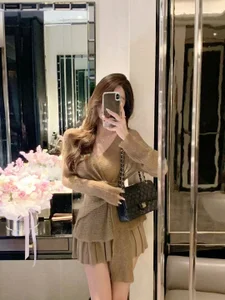 -Abcdefg- Public Pic 2