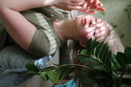 Catherine_RiverI'm always different...which one will you choose?图片 5