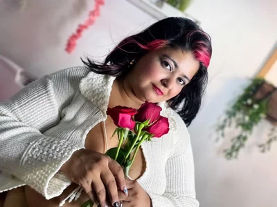 Hanna_curvy_some roses for you ❤❤🍓图片