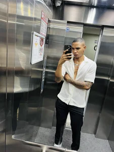 TROYWESLY-の🇨🇴🇨🇴の 4枚の写真