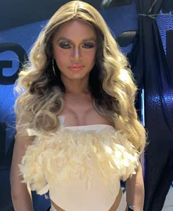 SweetCumGod4u eyes on me! টি ছবি