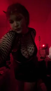 PollyRodgers Public Pic 4