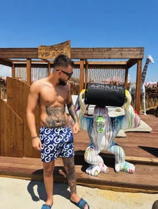 marcodeluxee Public  снимка