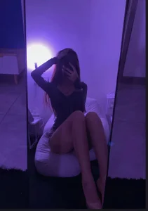 Luna想交朋友 de Luna-sexyy  2 Imagens