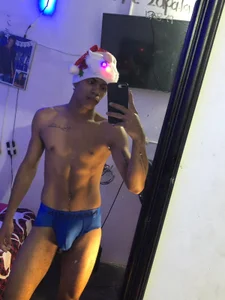 Vicky_and_Jeyco Public Pic 5