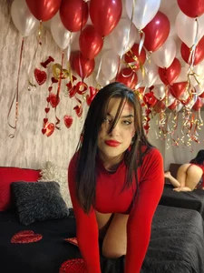 Alexa_Thaylor_ Let's be happy in Valentin's Day !! 💖🍭✨ Pic 6