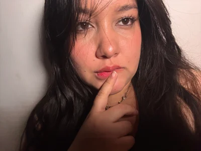 EvaBigBoobs Face🍷 slika 3