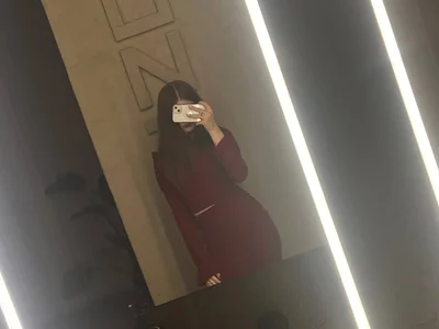 Karenredflag Public টি ছবি