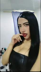 DarkCherryDoll Public Foto 3