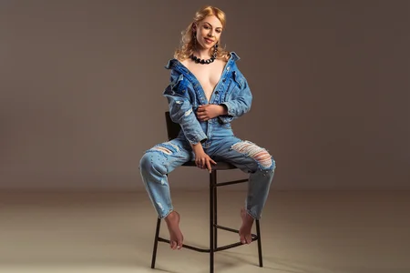 LilyBernarda Public Pic 4