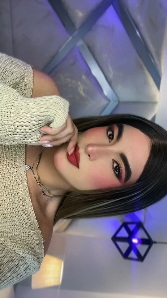 cami_rouxx Právě oblíbené foto 7972