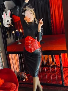 MistressAndre BDSM Time Pic 2