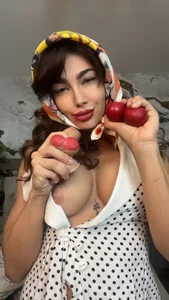 VioletVIP Which Ones Would You Choose? 😈🐣 圖片 3