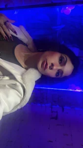 Queen ari od Ariel_nitzche  snímek