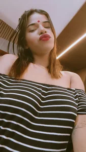 kairadayamai My skin is burning, my cleavage is bursting ♥♥ Pic 4