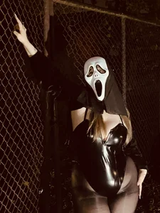 Katewalker_ SPOOKY SEASON Foto 3