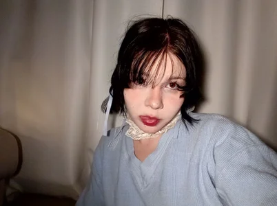 MellyBloomy Public slika 2