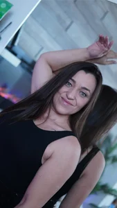 ChloeJenner Public slika