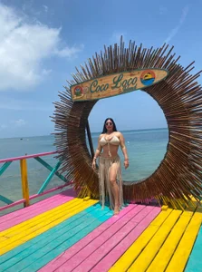 amy-thomson1 Enjoying the sea 🍃 Foto 4