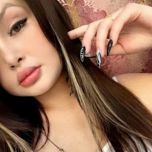 Viktoria_Sam Public Hình 2