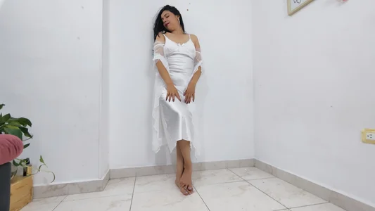 White de issabellagray  5 Imagens