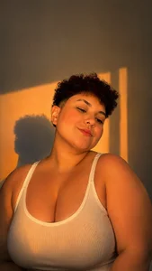 curly_cam_queen_69's XXX Nude Photo 3