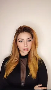 Public de _Morrigan_  5 photos