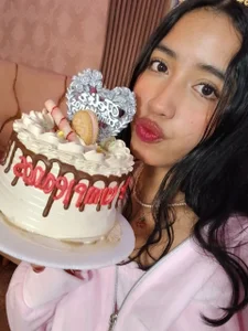 Joselyn_tay Is my happy birthday ❤️ Pic 2