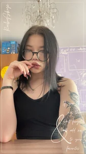 RubySkye18s XXX nøgenfoto 2