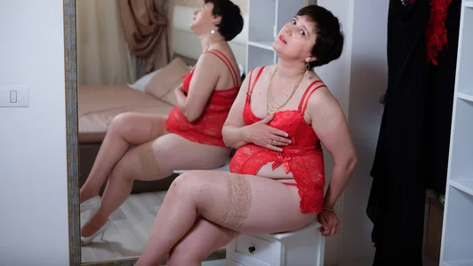 ChristaRose Red Passion Immagine  7