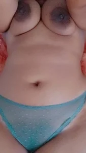 BigBootyPatie's XXX Nude Photo 2