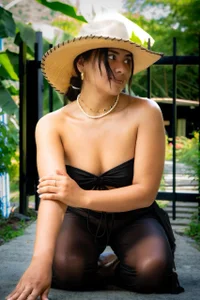 Soy_Daniela SUNNY DAY Pic