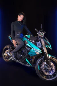 maxi_max0 💋⚡ Hot ride, hotter mood. Foto 3