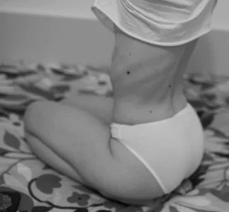 SoCuteSoSmall Public Pic 2