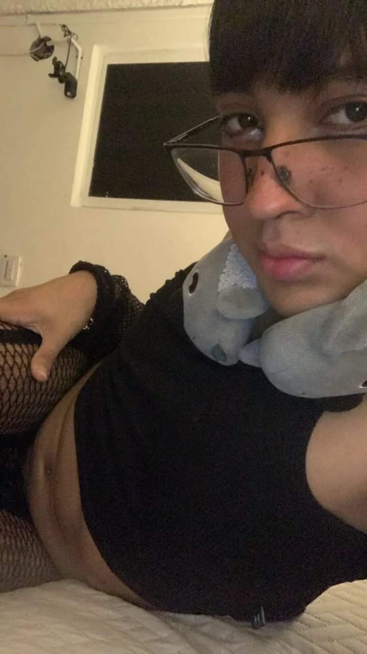 Andrew_sissy 热门图片 2840